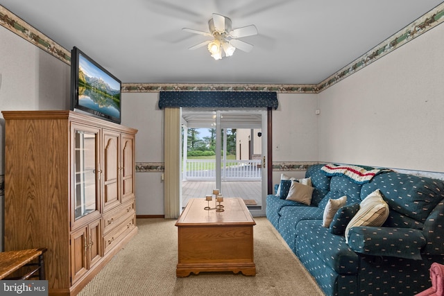 30 Stardust Dr, Newark, DE 19702 - carpeted living room featuring ceiling fan
