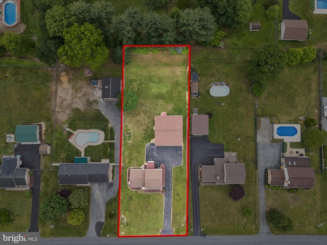 30 Stardust Dr, Newark, DE 19702 - aerial view of property's location with a pool and property boundaries highlighted