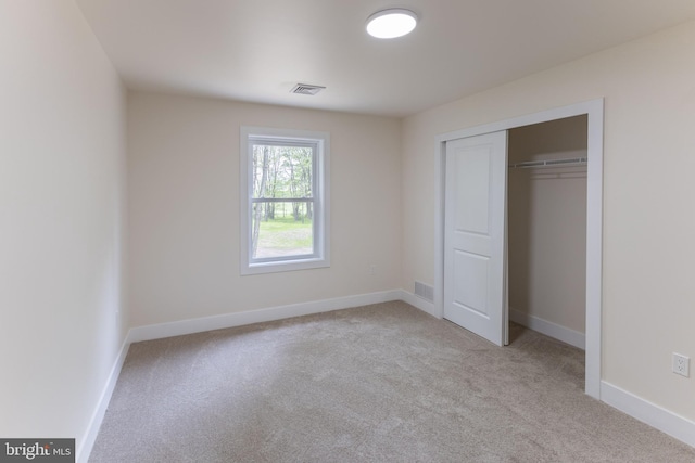 21 Piute Trl, Albrightsville, PA 18210 - unfurnished bedroom with carpet floors, baseboards, and a closet