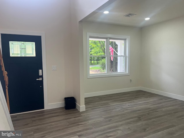 21 Piute Trl, Albrightsville, PA 18210 - foyer entrance with baseboards, wood finished floors, and recessed lighting