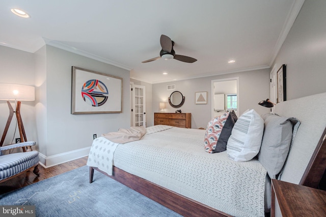312 Center Hill Rd, Wilmington, DE 19807 - bedroom with visible vents, baseboards, crown molding, recessed lighting, and wood finished floors