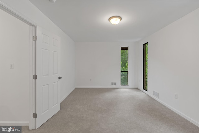 5338 Lightning View Rd, Columbia, MD 21045 - spare room featuring light carpet and baseboards