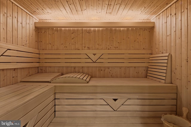 view of sauna / steam room
