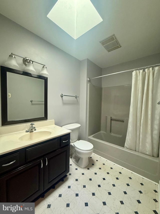 full bathroom with tile patterned floors, shower / bathtub combination with curtain, toilet, vanity, and visible vents