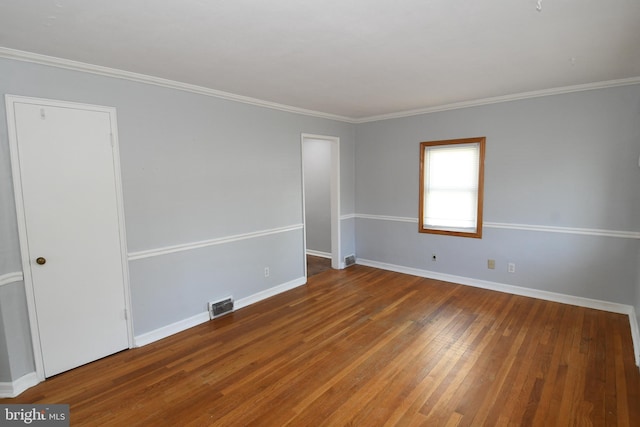713 Cooper St, Florence, NJ 08518 - spare room featuring visible vents, hardwood / wood-style flooring, crown molding, and baseboards