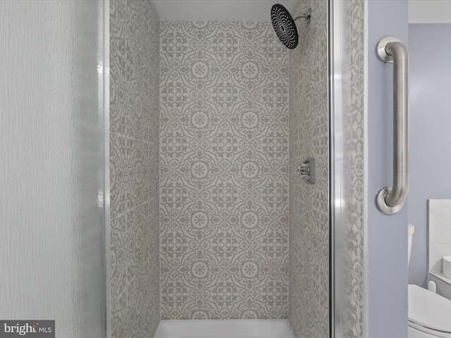 5505 Seminary Rd Unit 605N, Falls Church, VA 22041 - full bathroom with toilet and tiled shower