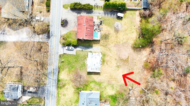 8183 Forest Glen Dr, Pasadena, MD 21122 - drone / aerial view