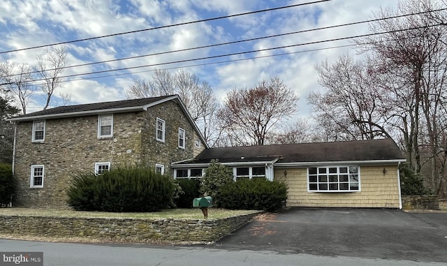 view of front of home featuring driveway