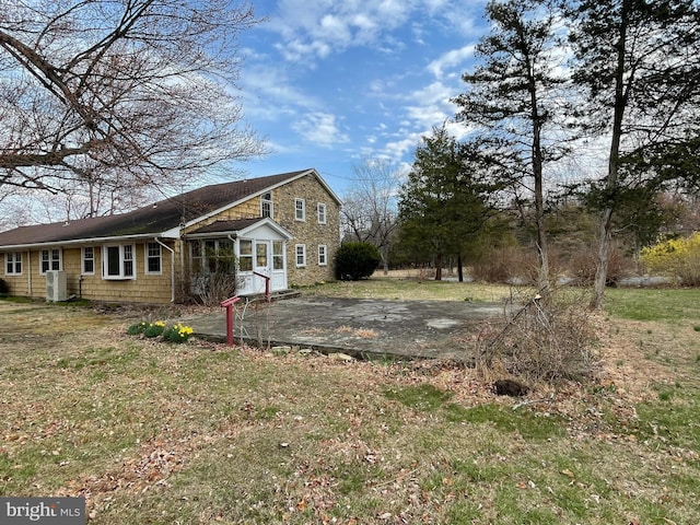 view of home's exterior