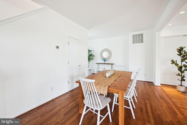 61 E Lake Dr, Annapolis, MD 21403 - dining area with recessed lighting, visible vents, wood finished floors, and baseboards