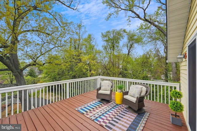 61 E Lake Dr, Annapolis, MD 21403 - view of wooden terrace