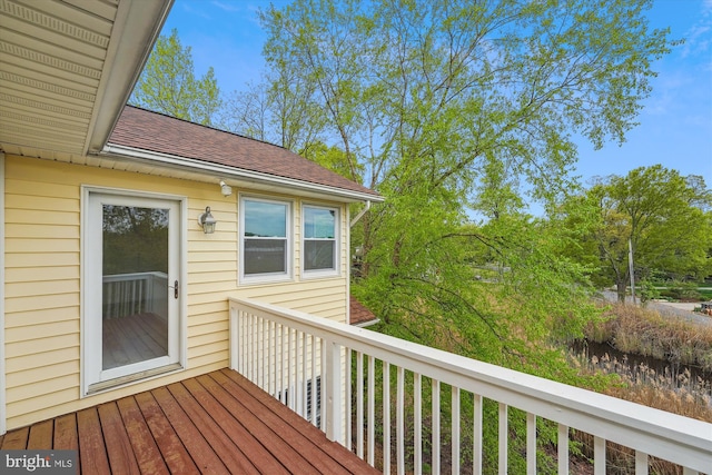 61 E Lake Dr, Annapolis, MD 21403 - view of wooden deck