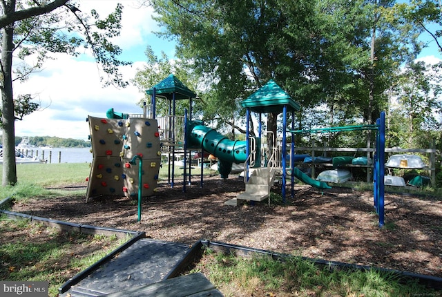 61 E Lake Dr, Annapolis, MD 21403 - view of communal playground