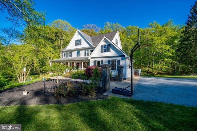 972 Smithbridge Rd, Glen Mills, PA 19342 - rear view of property featuring a yard