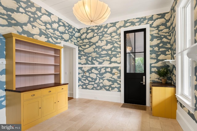 827 Turkey Run Rd, Mclean, VA 22101 - entrance foyer featuring wallpapered walls and baseboards