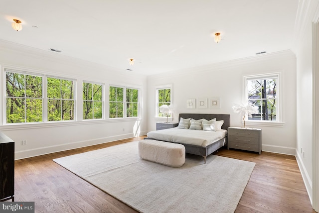 827 Turkey Run Rd, Mclean, VA 22101 - bedroom with crown molding, baseboards, and wood finished floors