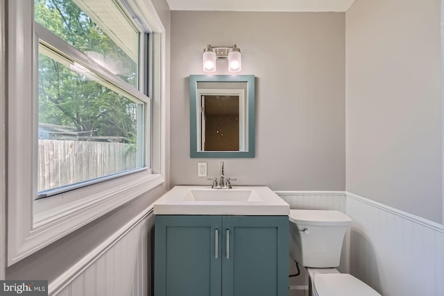 302 Haskell Dr, Arnold, MD 21012 - half bathroom featuring wainscoting, toilet, and vanity