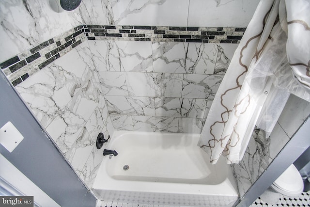 full bath with shower / bath combo