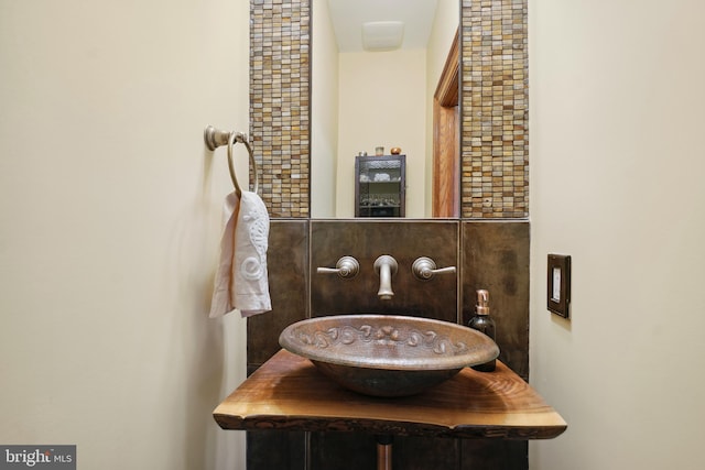 7812 Takoma Ave, Takoma Park, MD 20912 - bathroom featuring a sink