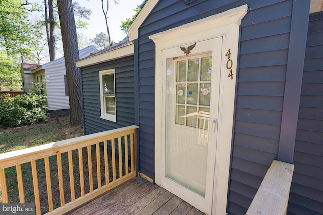 404 Sheldon Ave, Fruitland, MD 21826 - doorway to property featuring a deck