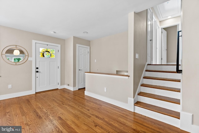 8620 Conover Pl, Alexandria, VA 22308 - foyer entrance featuring wood finished floors, baseboards, and recessed lighting