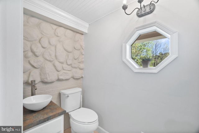 13108 Manor Dr, Mount Airy, MD 21771 - half bath featuring toilet, vanity, and baseboards