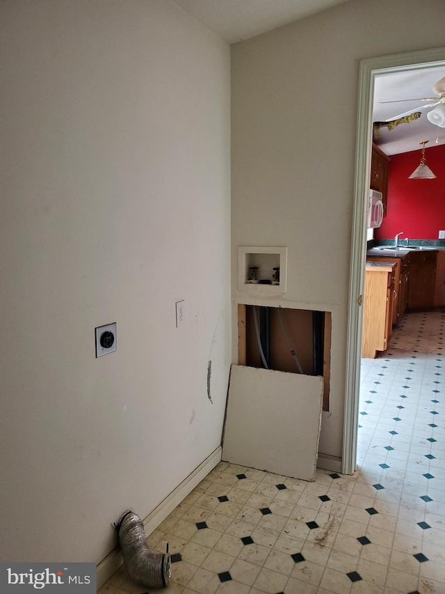 6335 Oxford Rd, Gardners, PA 17324 - washroom featuring laundry area, electric dryer hookup, light floors, washer hookup, and baseboards