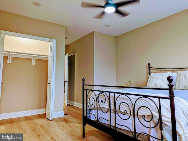 1102 S Carey St, Baltimore, MD 21223 - bedroom featuring light wood finished floors and baseboards