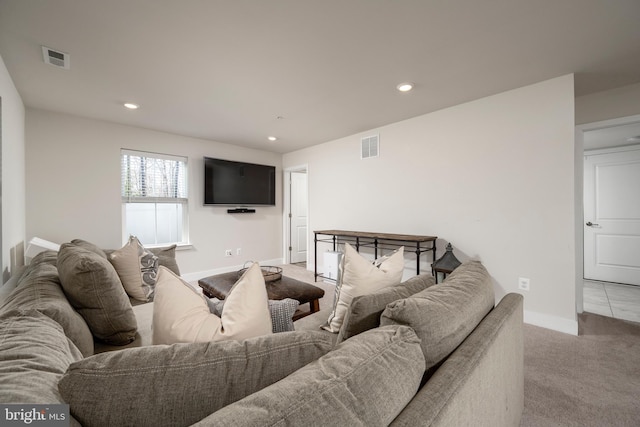 12455 Sea Oaks Ln Unit 4, Berlin, MD 21811 - living room featuring recessed lighting, visible vents, light colored carpet, and baseboards