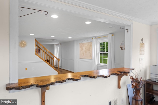 669 Dicks Hollow Rd, Winchester, VA 22603 - kitchen with recessed lighting and ornamental molding