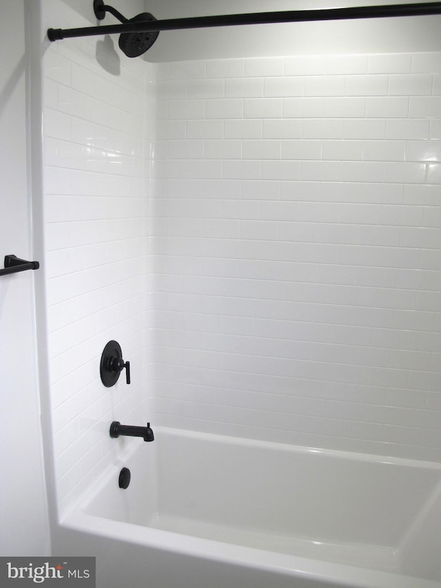 full bath featuring shower / bathing tub combination