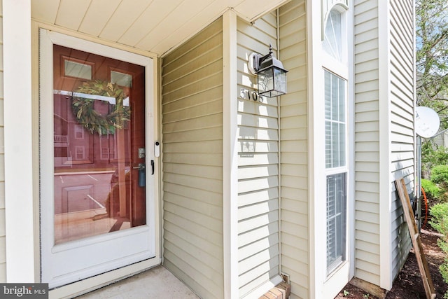 view of property entrance