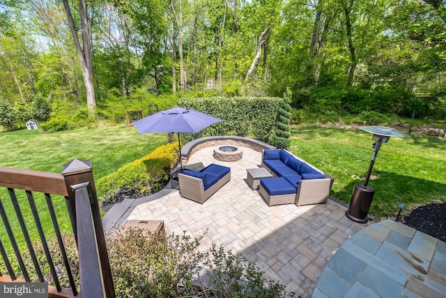 875 Brintons Bridge Rd, West Chester, PA 19382 - view of patio with an outdoor living space with a fire pit