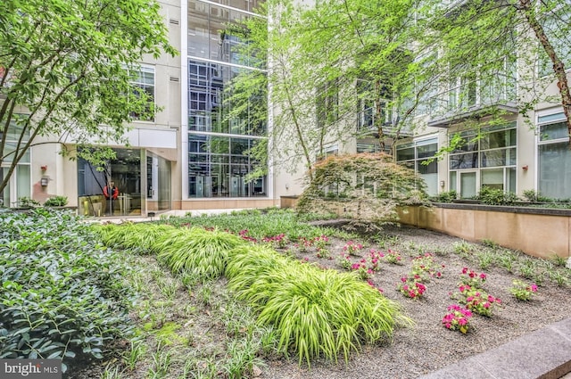 23 S 23rd St Unit 3E, Philadelphia, PA 19103 - view of yard