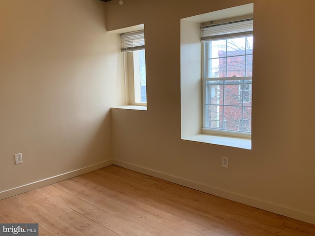 1921 W Diamond St, Philadelphia, PA 19121 - spare room featuring light wood finished floors and baseboards