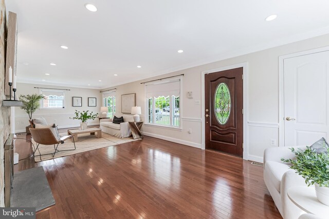 142 N French St, Alexandria, VA 22304 - foyer with wood finished floors, recessed lighting, crown molding, and baseboards