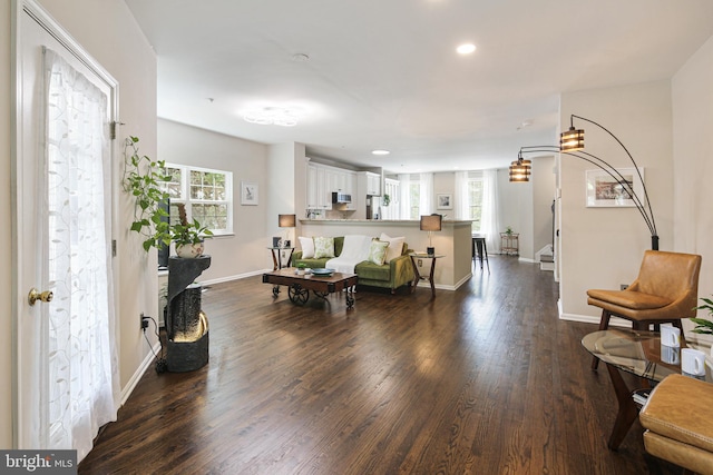 6129 White Marble Ct, Clarksville, MD 21029 - living area with baseboards, recessed lighting, and dark wood finished floors