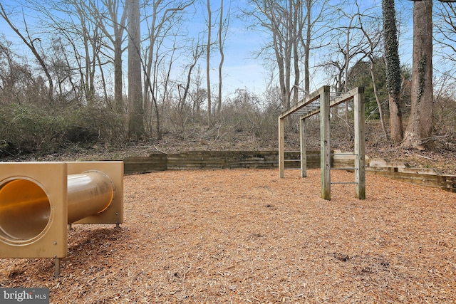 6129 White Marble Ct, Clarksville, MD 21029 - view of yard