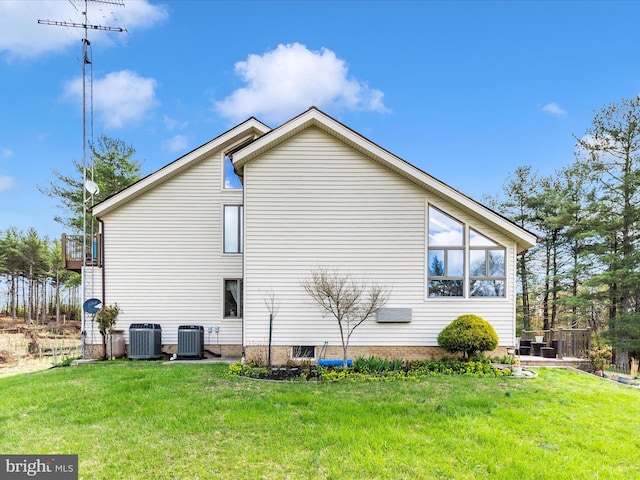 10334 Harp Rd, Walkersville, MD 21793 - view of home's exterior featuring a yard and central AC