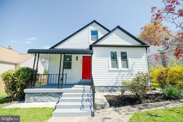 5315 Kenilworth Ave, Baltimore, MD 21212 - bungalow with a porch
