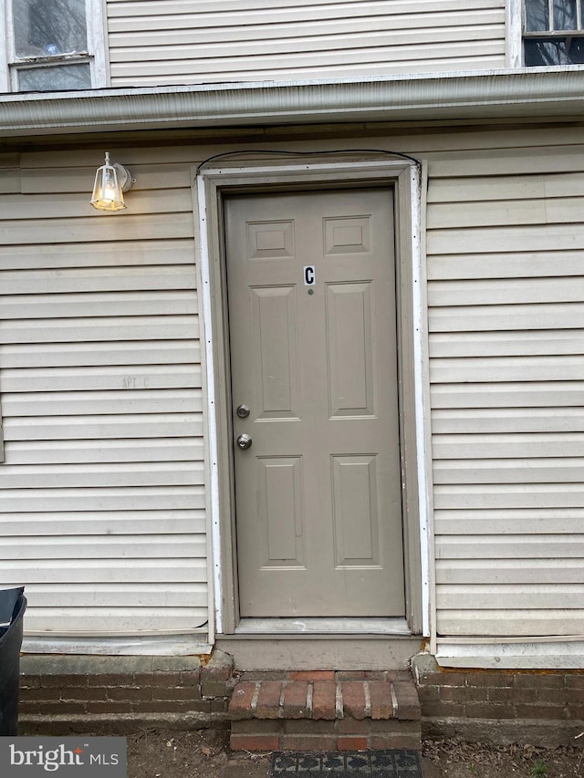 view of exterior entry