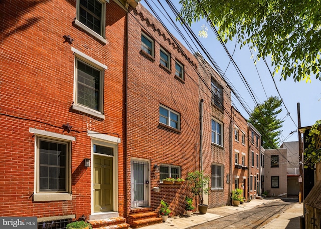751 S Randolph St, Philadelphia, PA 19147 - view of building exterior featuring entry steps