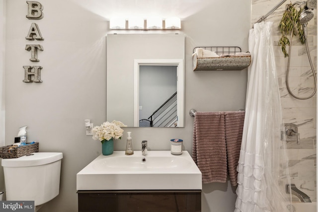 2512 Collins St, Philadelphia, PA 19125 - bathroom with vanity, curtained shower, and toilet