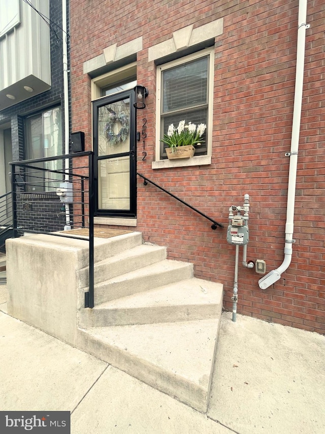 2512 Collins St, Philadelphia, PA 19125 - view of exterior entry with brick siding
