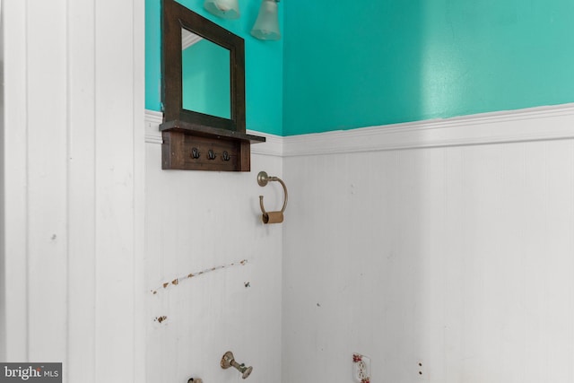 702 Chestnut St, Delanco, NJ 08075 - room details with a wainscoted wall