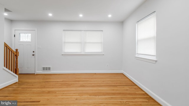 5011 37th Ave, Hyattsville, MD 20782 - entryway featuring light wood-style floors, visible vents, and recessed lighting