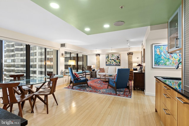 2001 Hamilton St Unit 1914, Philadelphia, PA 19130 - living area with light wood-type flooring and baseboards