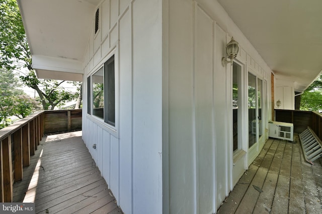 1556 Coolidge Ave, Abington, PA 19001 - view of wooden deck