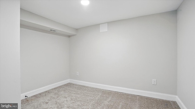2910 Salisbury Ave, Baltimore, MD 21219 - carpeted empty room featuring baseboards and visible vents