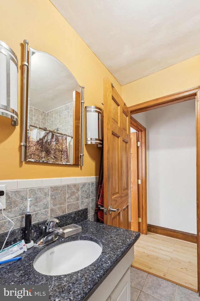 225 Buckingham Pl, Philadelphia, PA 19104 - bathroom featuring tile patterned floors, curtained shower, and vanity